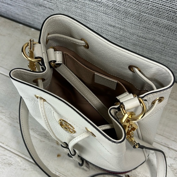 GUCCI Ophidia Bucket Bag - Picture 6 of 16